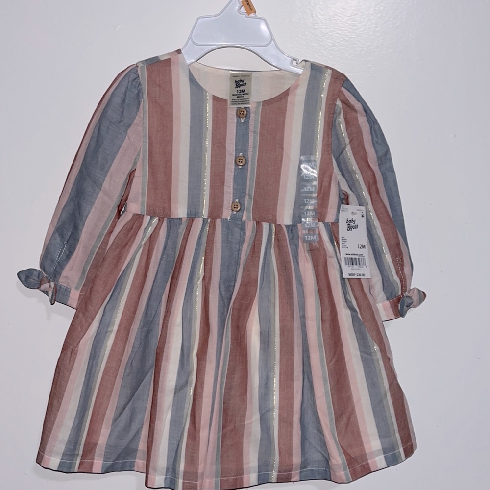 Infants dress